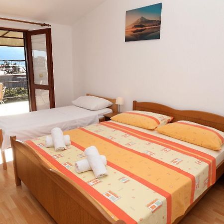 Apartments Ante - 50 M From The Sea Seget Vranjica Exterior foto