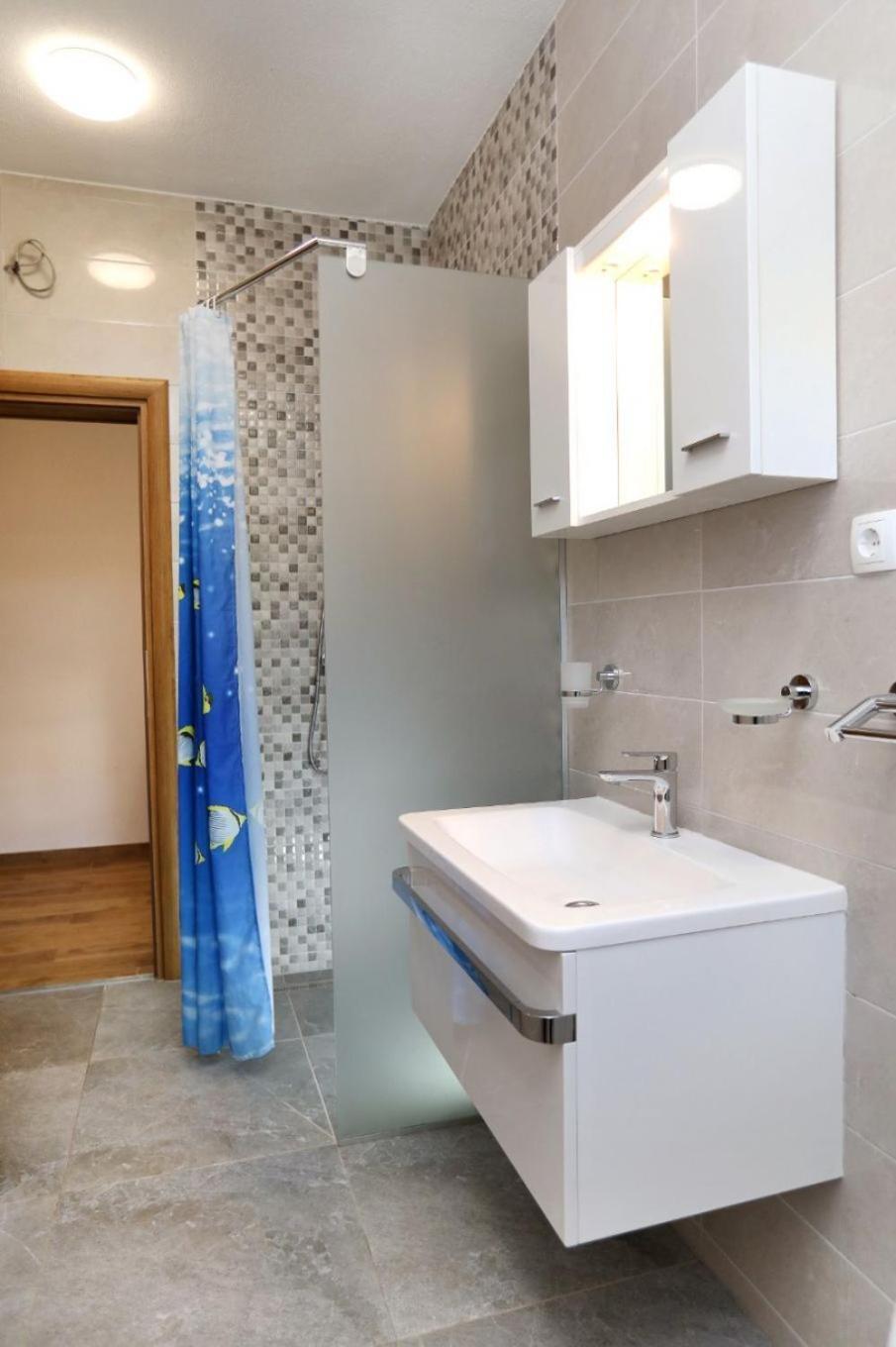 Apartments Ante - 50 M From The Sea Seget Vranjica Exterior foto
