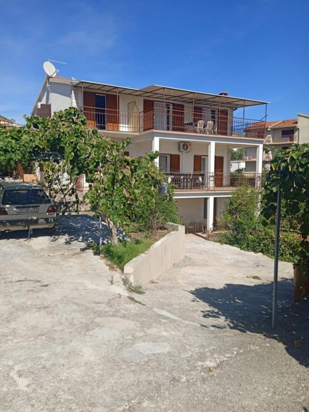 Apartments Ante - 50 M From The Sea Seget Vranjica Exterior foto