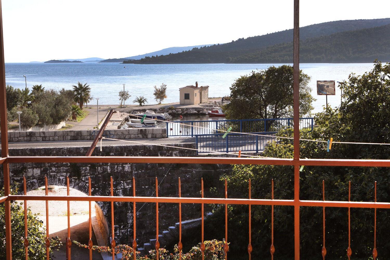 Apartments Ante - 50 M From The Sea Seget Vranjica Exterior foto